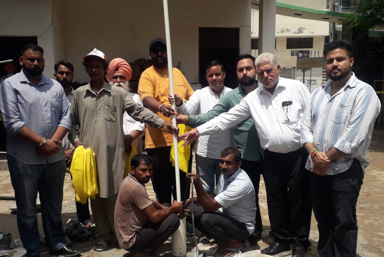 Basant Ritu Club installed 8th submersible pump at government school.